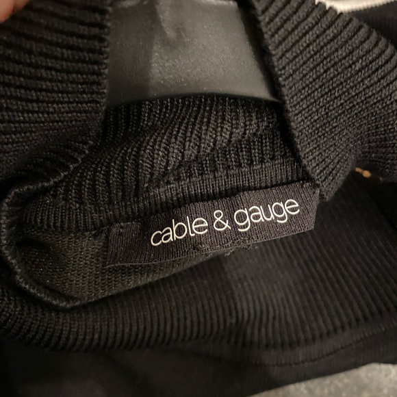 Cable & gauge, ,turtleneck sweater NWOT , SM , - Picture 6 of 6